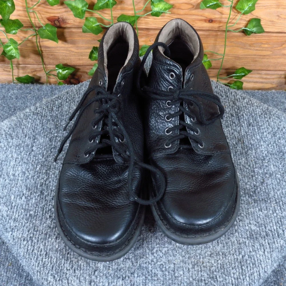 Born Nigel Mens Chukka Boots Size 8 Everyday Wear Black Pebbled Leather